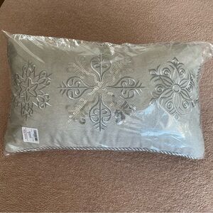 Set of two Holiday Pillow